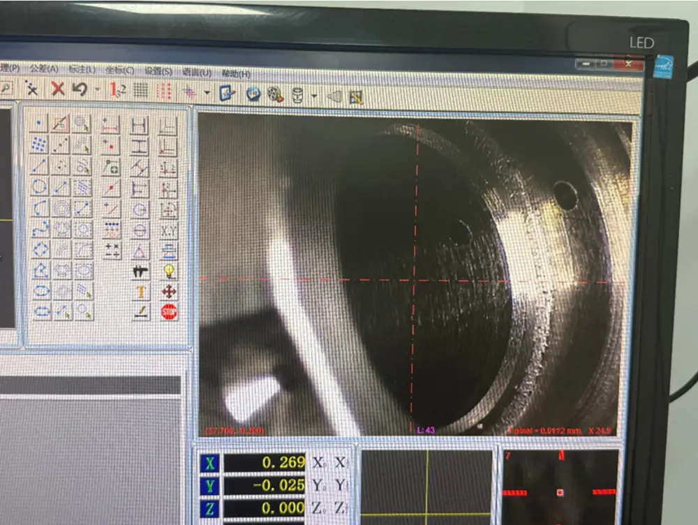 collimator tube be inspected under a microscope and confirmed free of burrs from two different angles