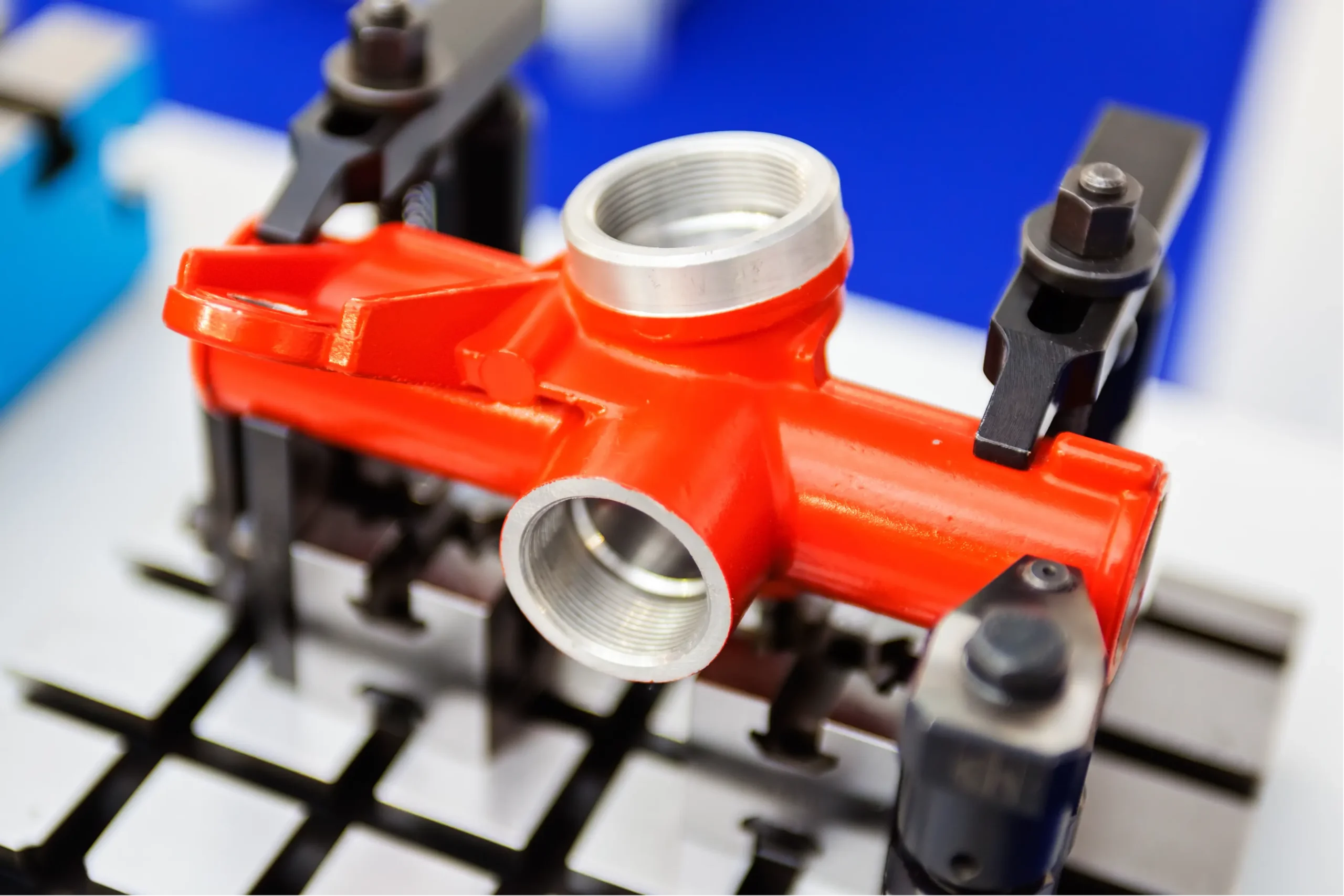 aluminum die cast housing component with threaded features