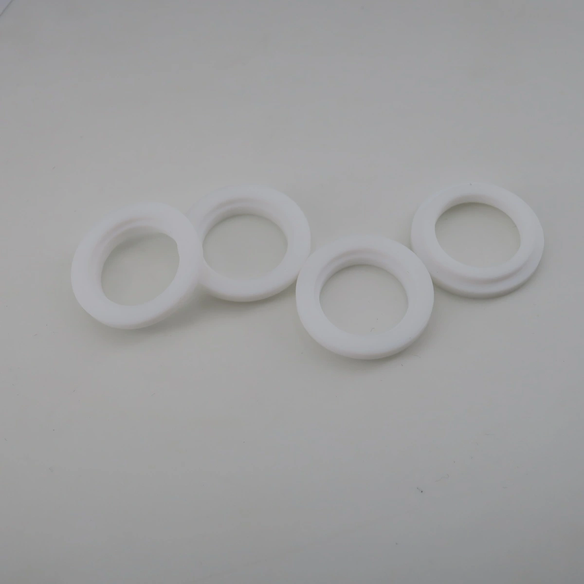 Machined PTFE gaskets and sealing rings