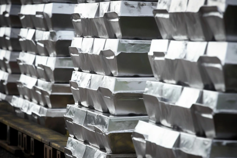 Aluminum alloy ingots for casting production